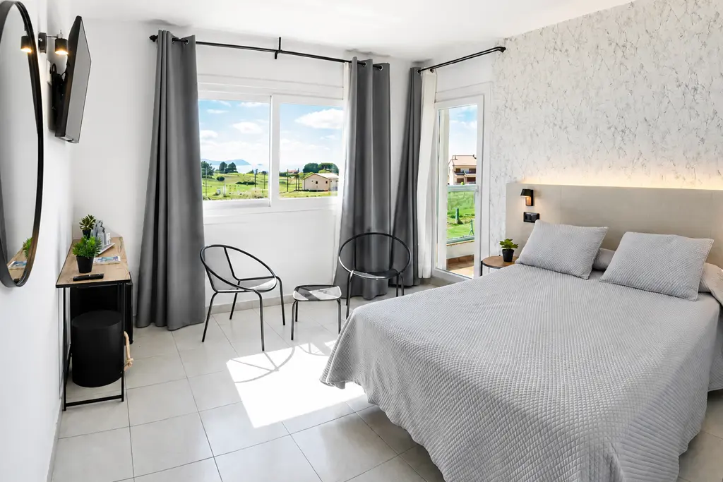 habitacion-doble-con-terraza-y-vistas-hotel-ardora